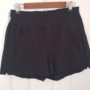 ATHLETA Trekkie Short